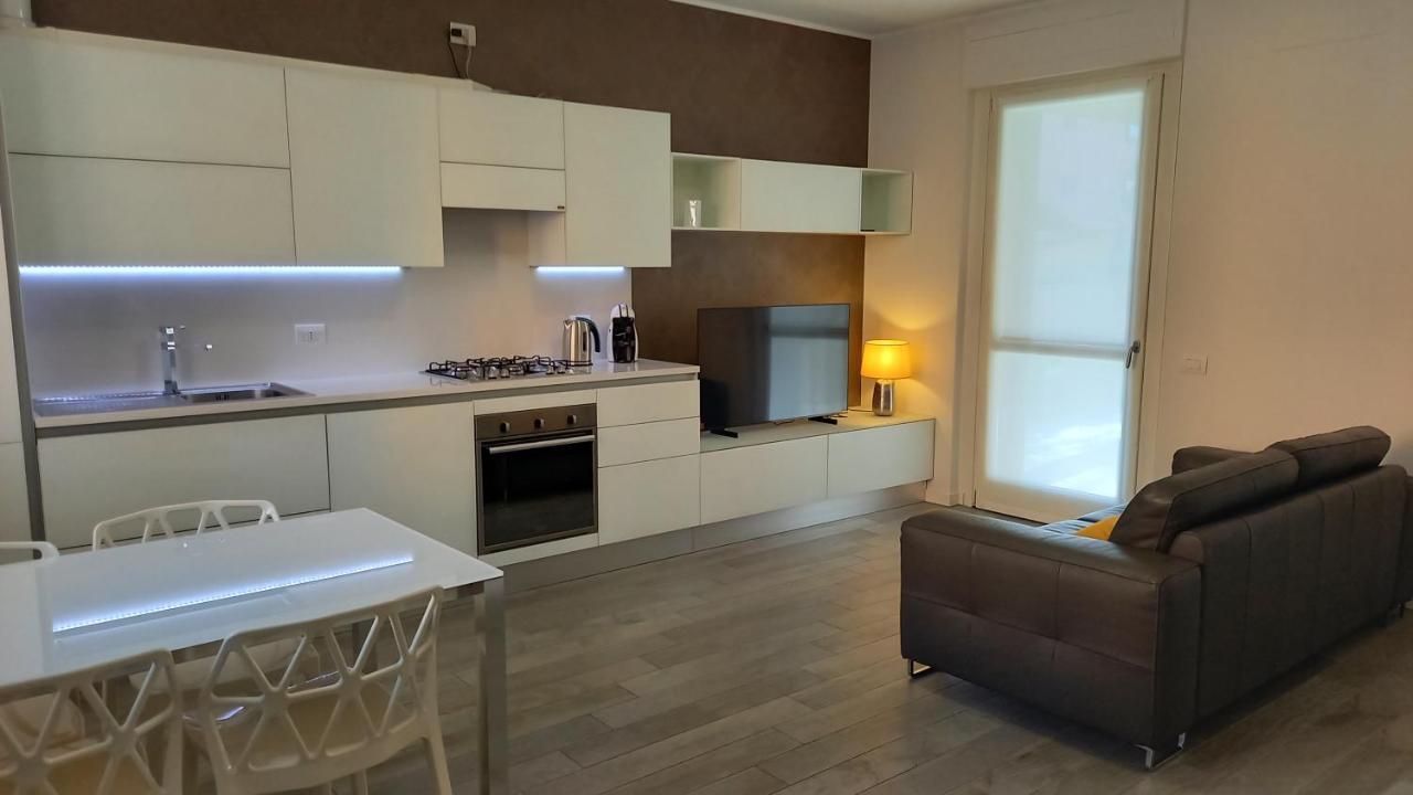 Home Sweet Home Pessano con Bornago Exterior foto